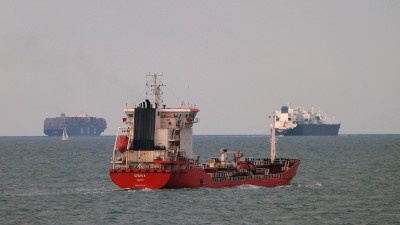 Ambrose Greenway traffic sw lane dover strait.jpg