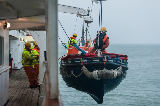 Buoy maintenance