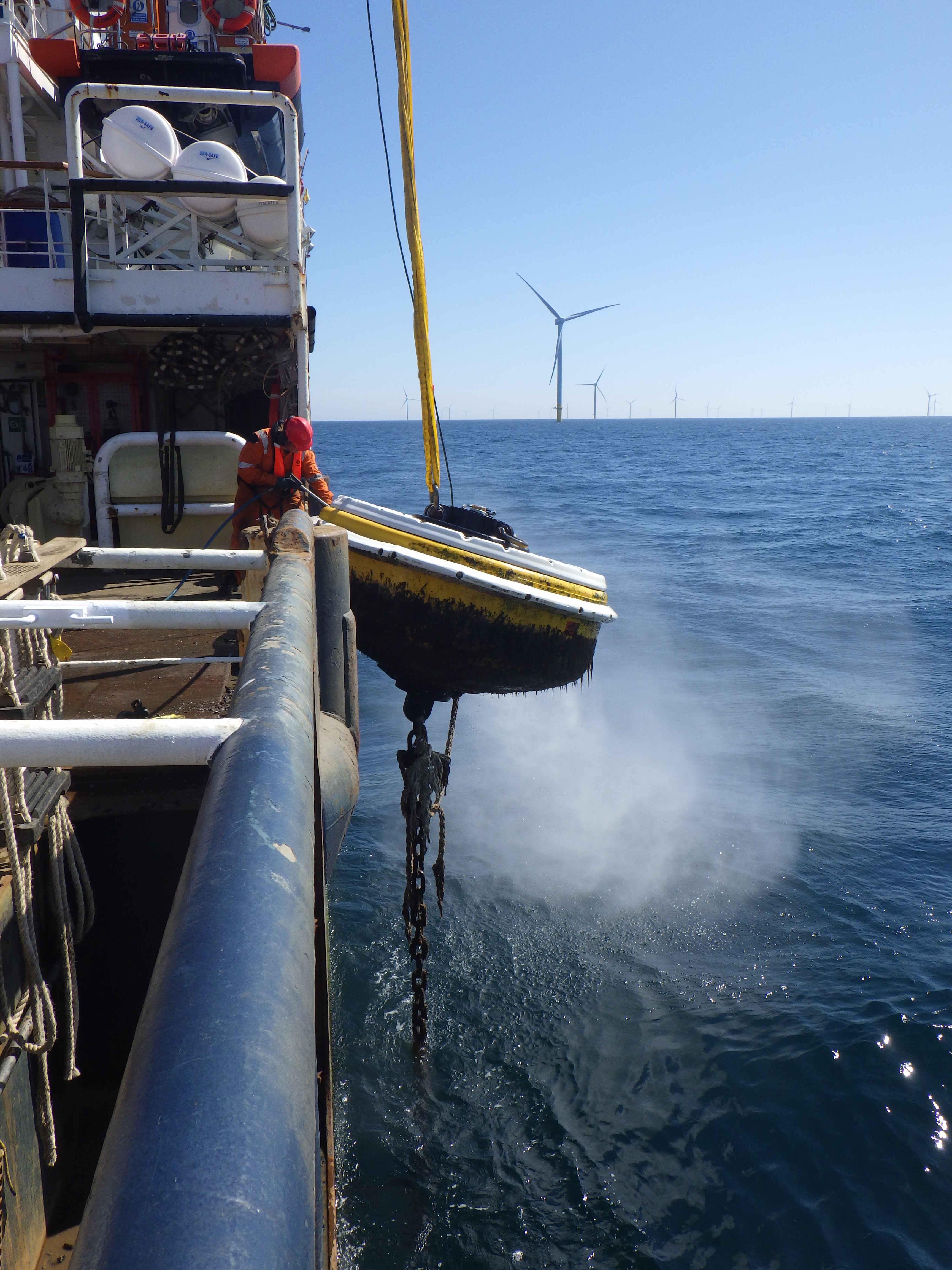 HOW02 MRG 2 Mooring line fouled.JPG