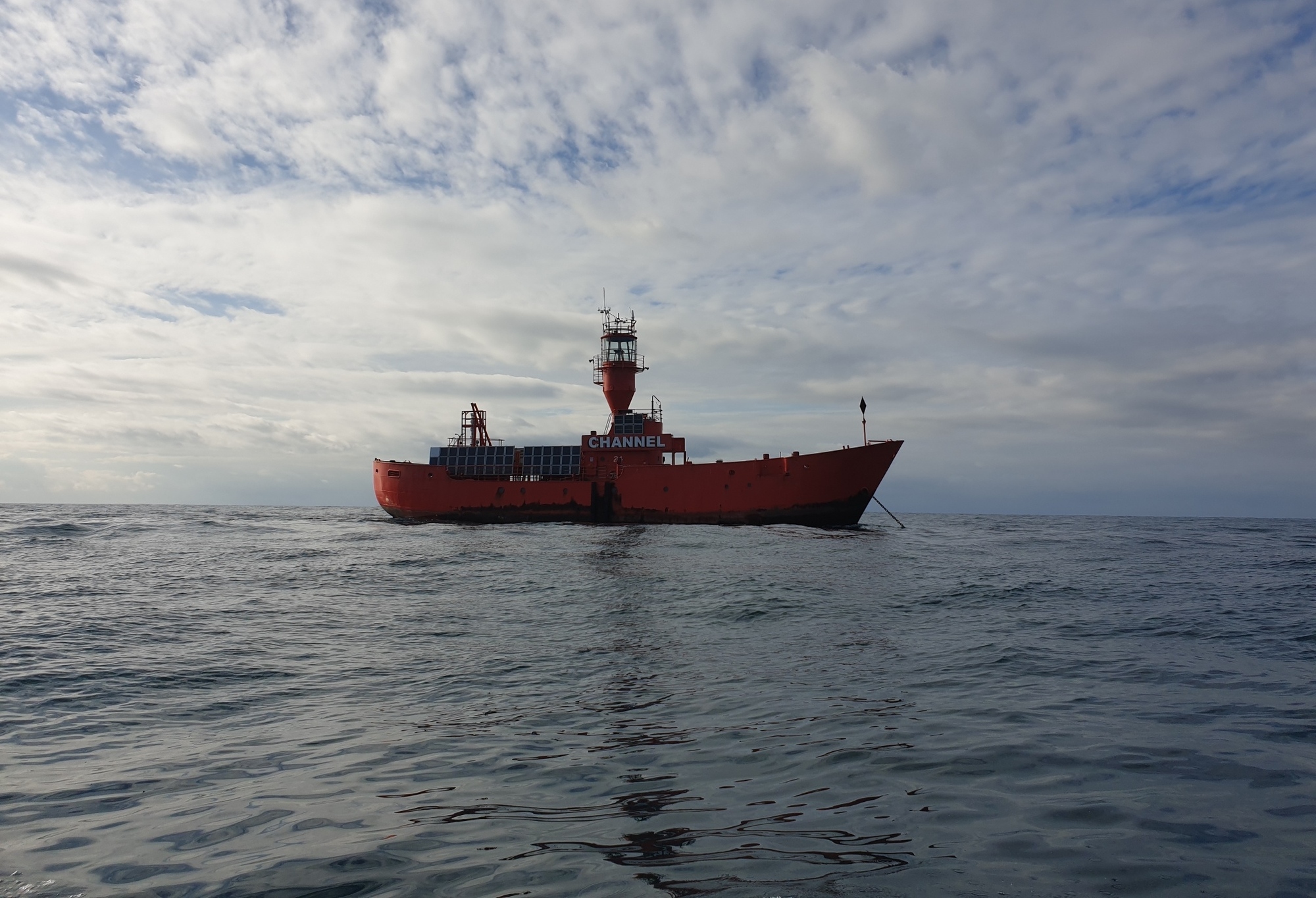 Channel Lightvessel (Adam Keen).jpg